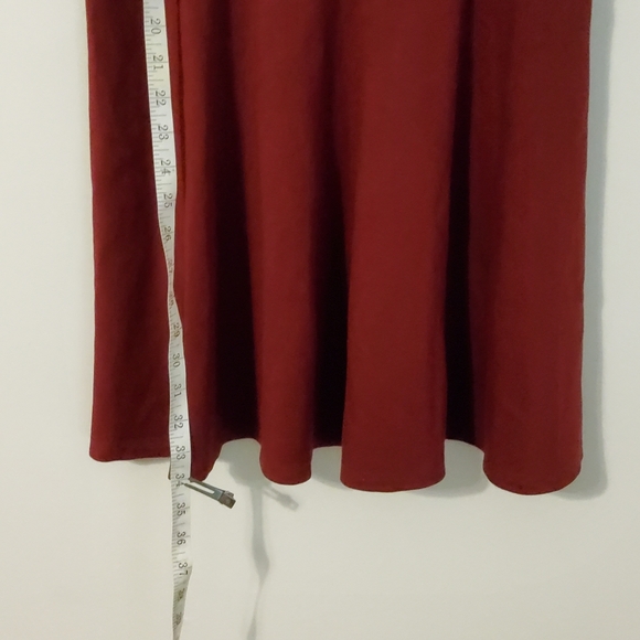 Elegant Burgundy Wine Sleeveless Fit & Flare Mini Dress With Heart Neckline. - Picture 3 of 6